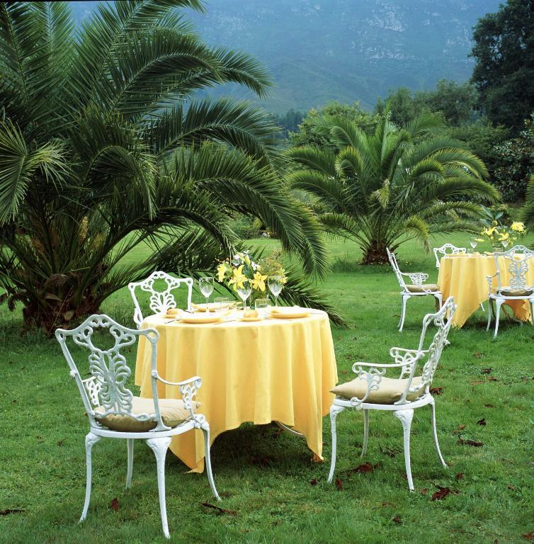 El Habana Llanes Hotel La Pereda de Llanes ภายนอก รูปภาพ
